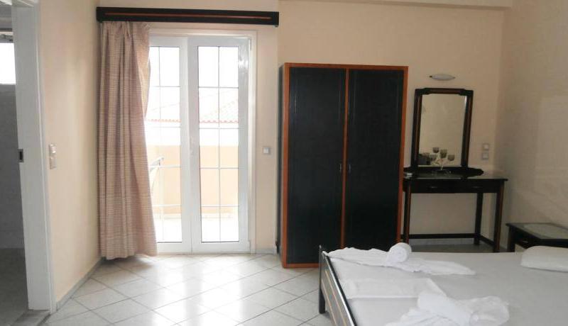 Nirvana Studios & Apartments