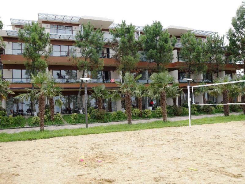 Dreamland Oasis Hotel