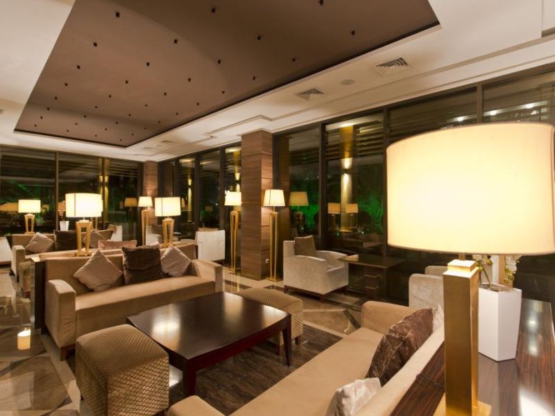 Dreamland Oasis Hotel