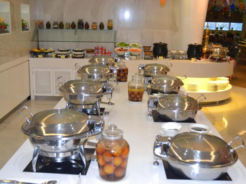 Ramada Abu Dhabi Corniche