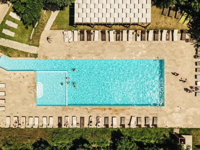 Best Resort Aghveran Hotel