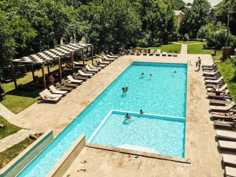 Best Resort Aghveran Hotel