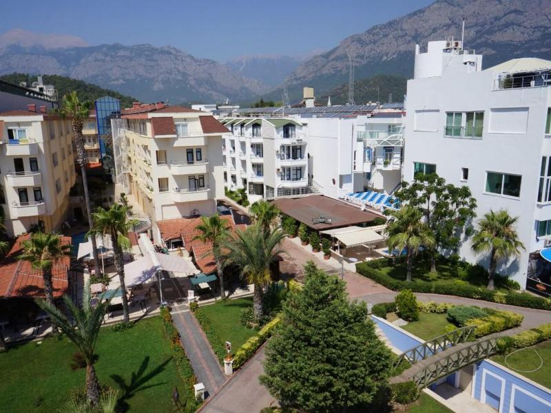 Miranda Moral Beach Hotel