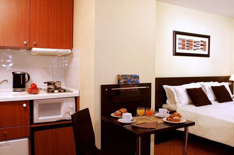 Citadines Paris La Defense