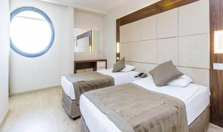 Delfino Boutique Apart Hotel