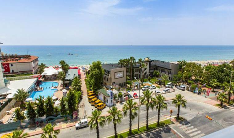 Delfino Boutique Apart Hotel