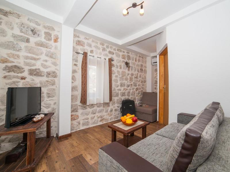 Apartments Ana
