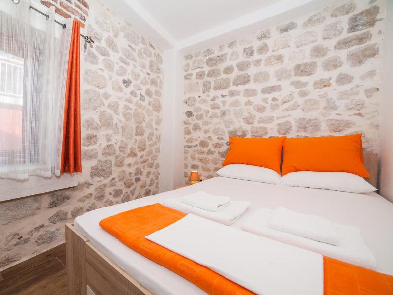 Apartments Ana