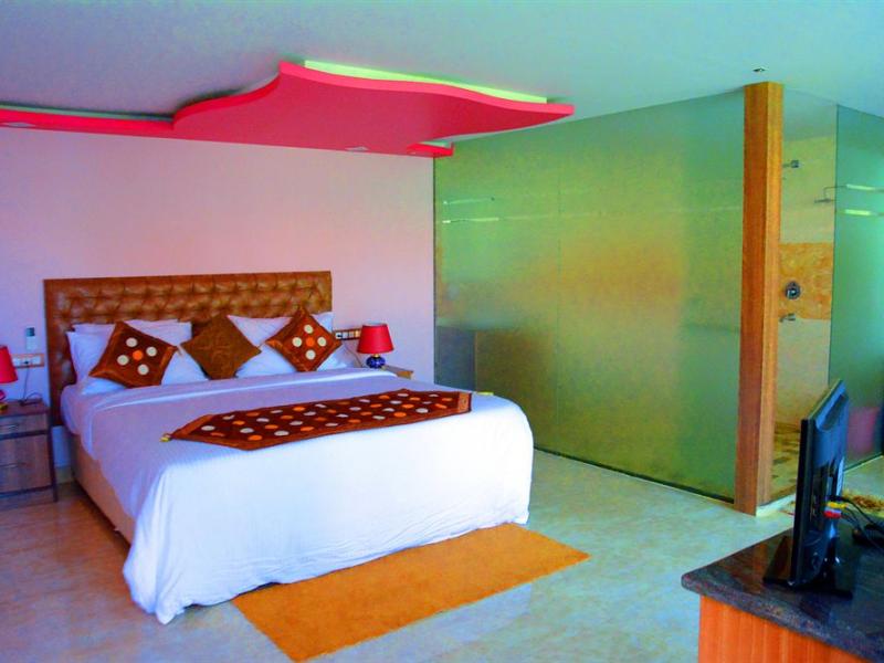 Boomerang Beach Resort