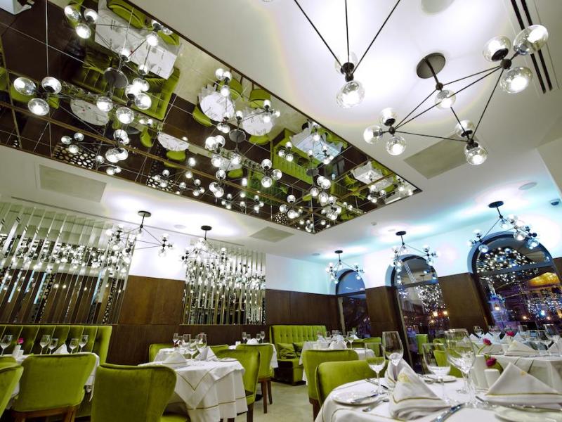 Golden Palace Hotel & Casino