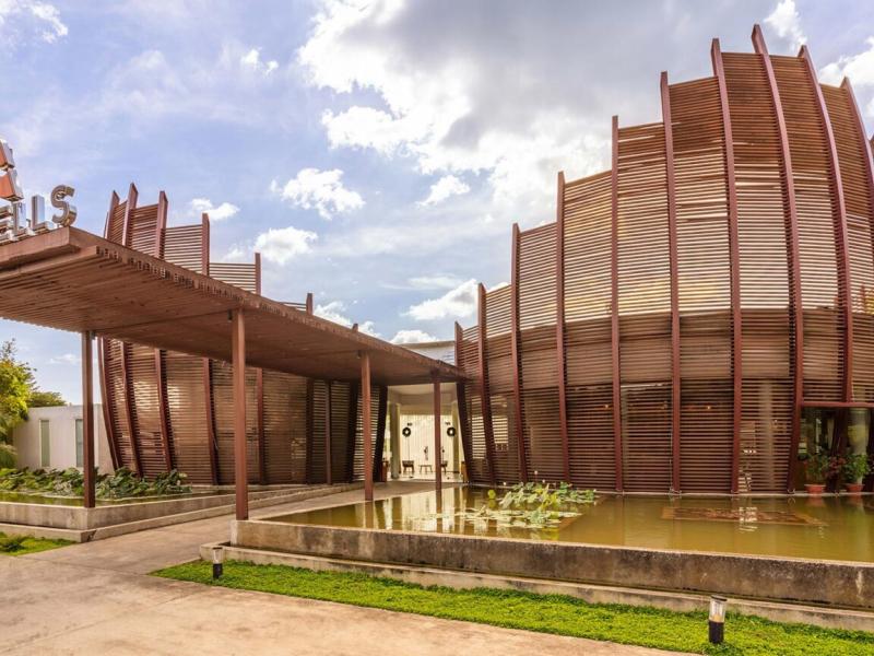 The Shells Resort & Spa