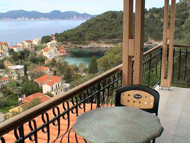 Niriides Apartments