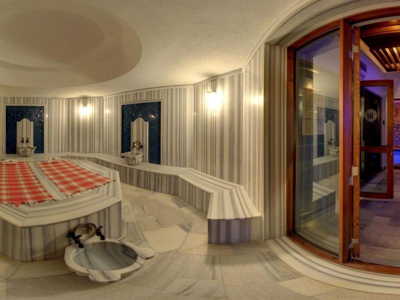 Montana Pine Resort Hotel & Spa