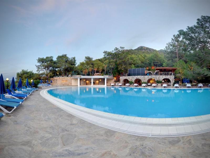 Montana Pine Resort Hotel & Spa