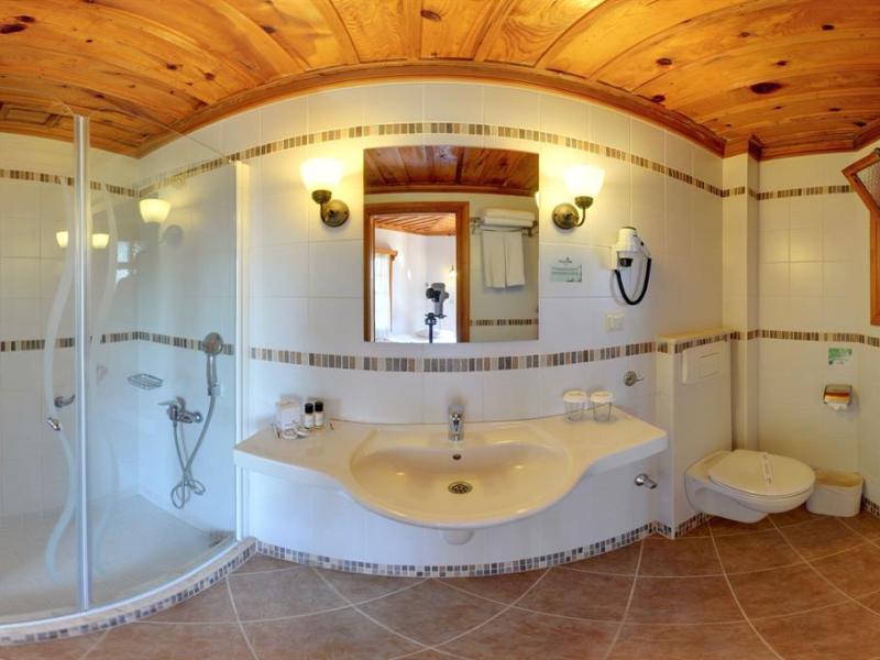 Montana Pine Resort Hotel & Spa