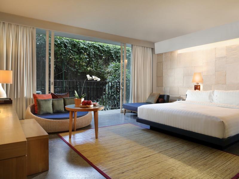 Cross Paasha Bali Seminyak