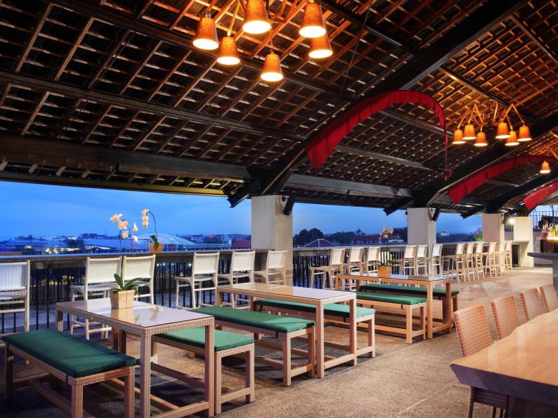 Cross Paasha Bali Seminyak