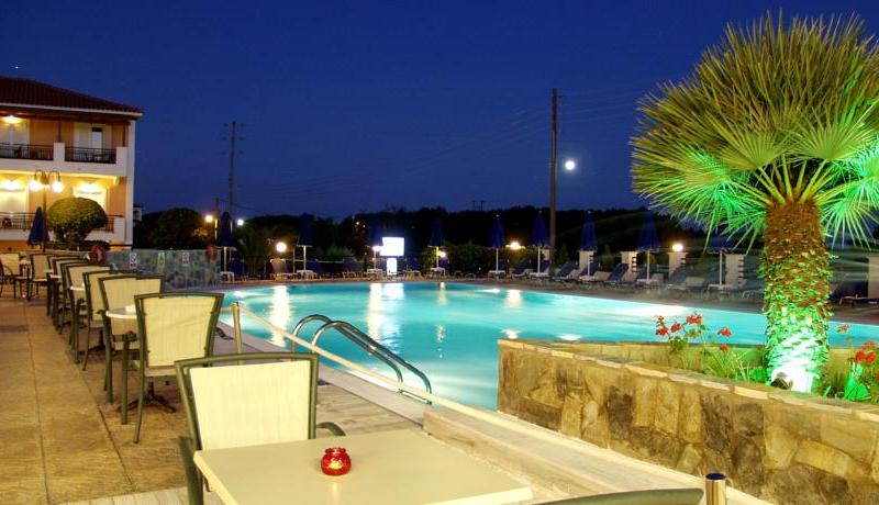 Dennys Inn Hotel