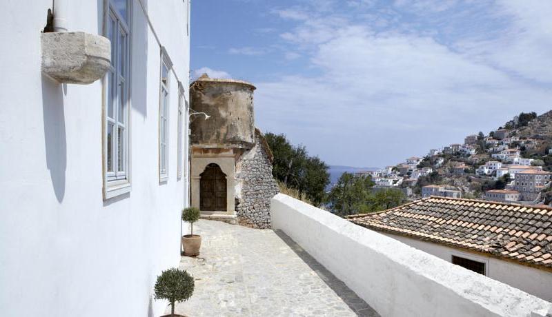 Hydra Hotel