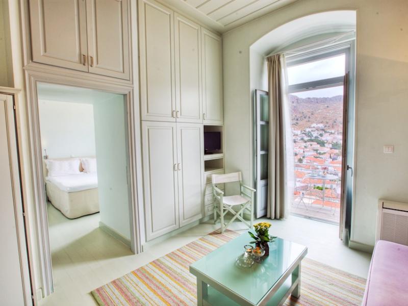 Hydra Hotel