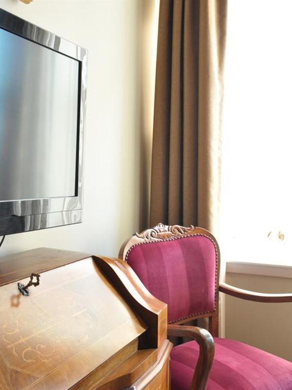 Faik Pasha Suits and Apartments