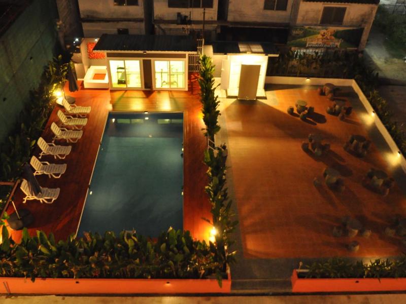 Kriss Residence