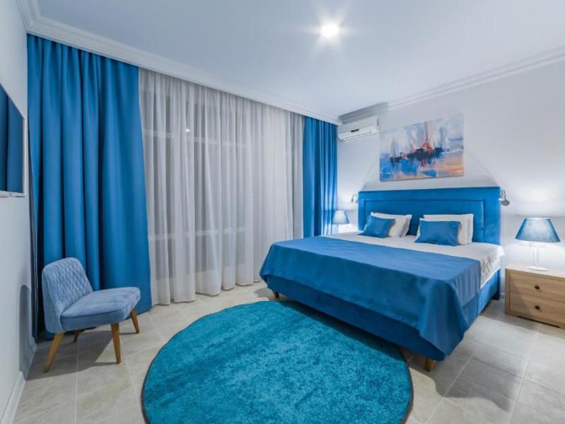 Белый песок