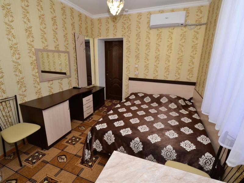 Лев