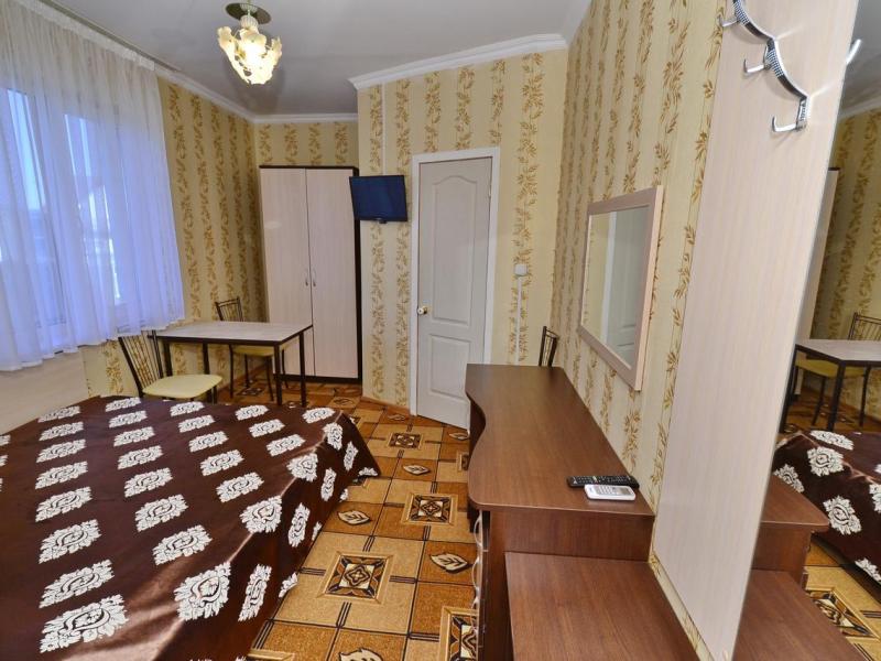 Лев