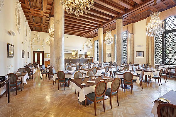 Hilton Moscow Leningradskaya