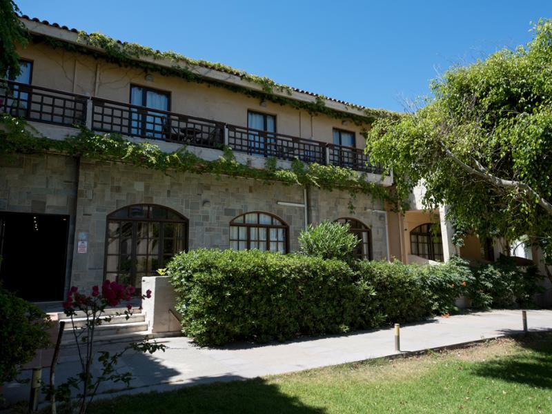 Aphrodite Beach - Apollo Building