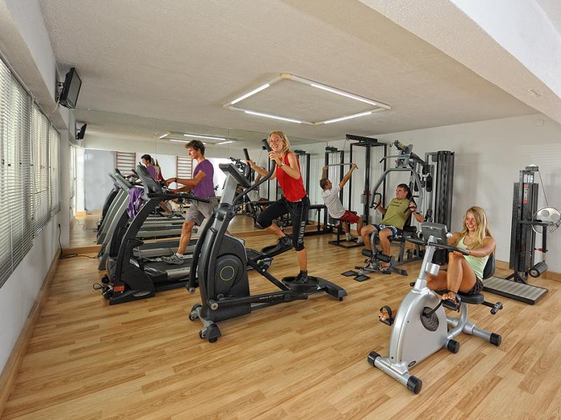 Aphrodite Beach - Apollo Building