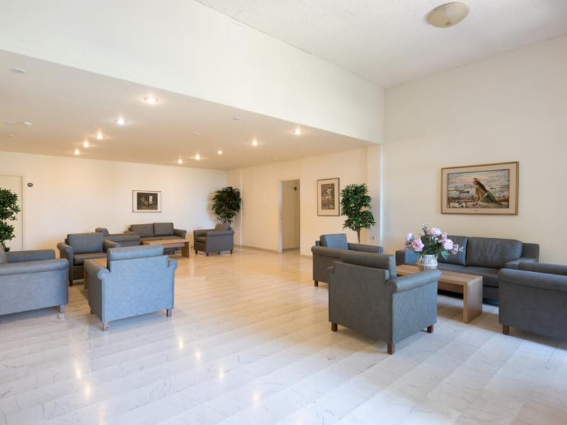 Aphrodite Beach - Apollo Building