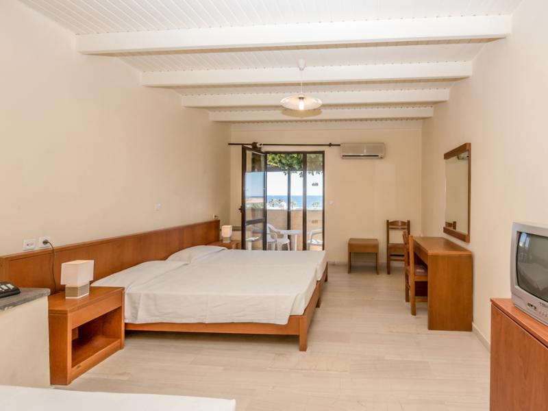 Aphrodite Beach - Apollo Building