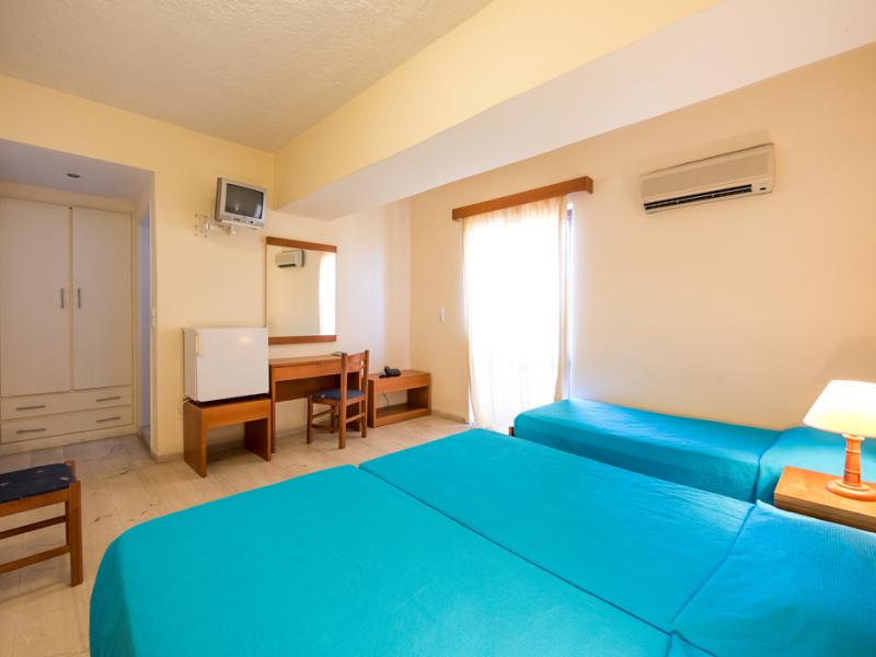 Aphrodite Beach - Apollo Building