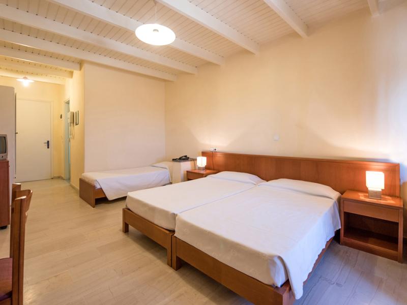 Aphrodite Beach - Apollo Building