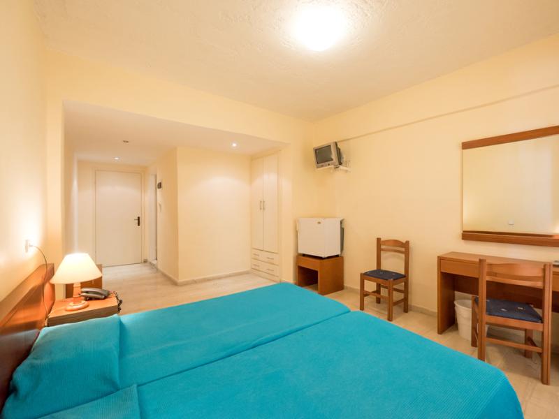 Aphrodite Beach - Apollo Building