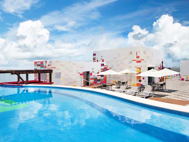 Aloft Cancun