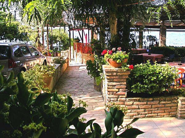 Castella Beach Hotel