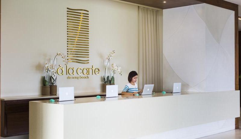 A La Carte Da Nang Beach
