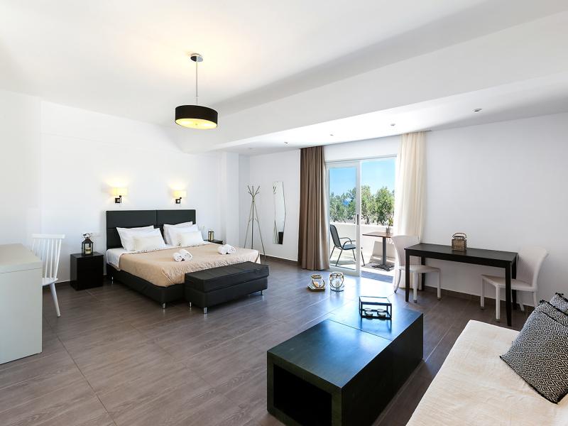 Memories Beach Hotel