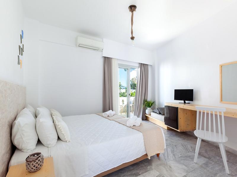 Memories Beach Hotel