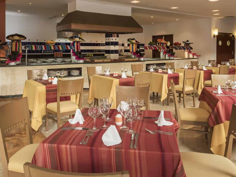 Grand Sunset Princess All Suites & Spa Resort