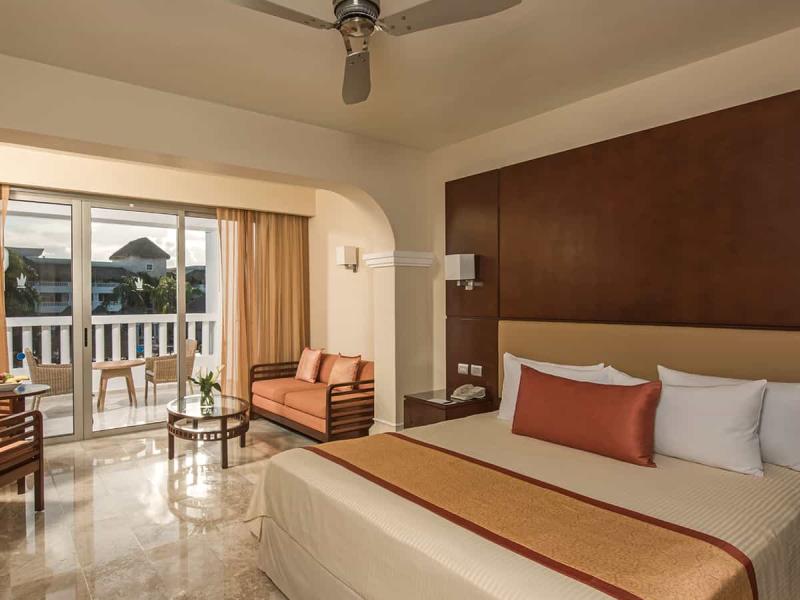 Grand Sunset Princess All Suites & Spa Resort