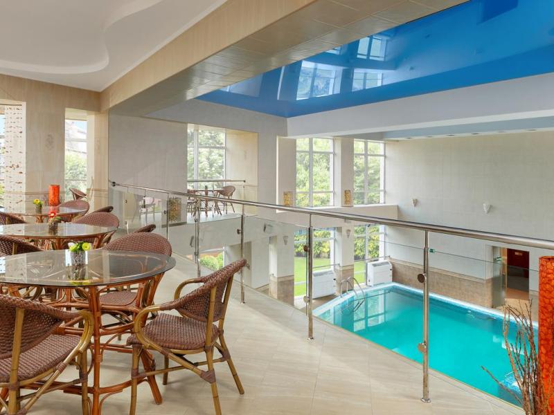 Tes-hotel resort & spa