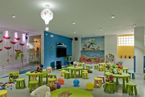 PianoB Breakfast Hotel & Bar