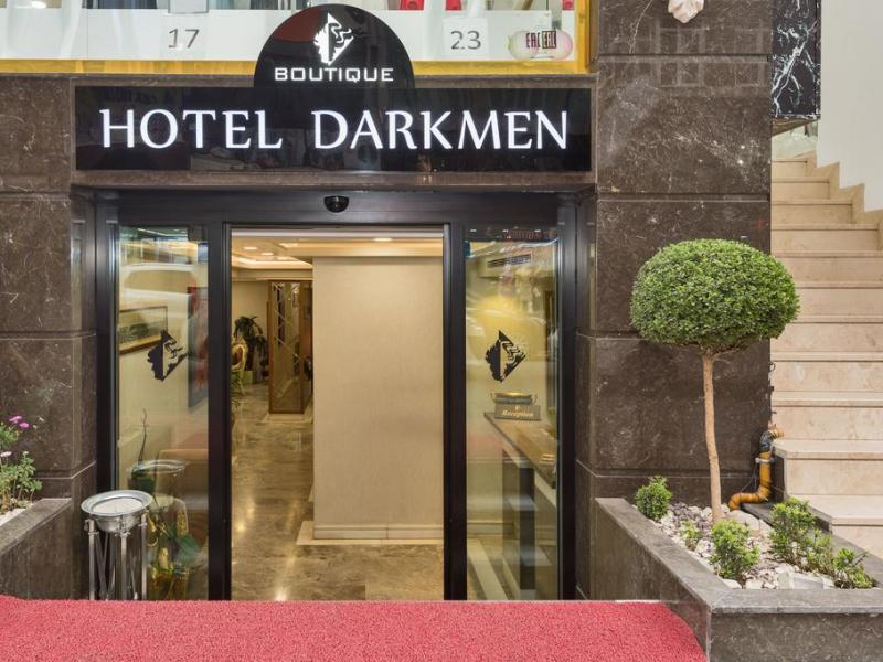 Darkmen Hotel