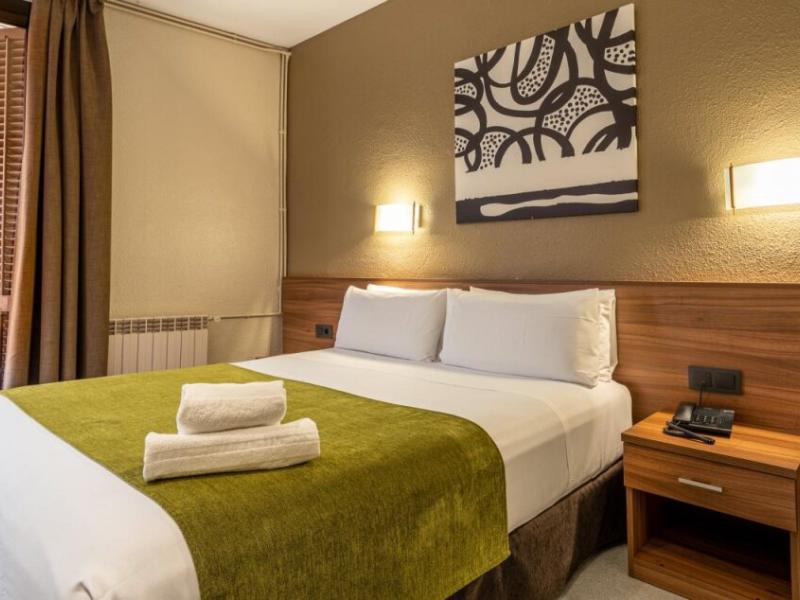 Aneto Hotel