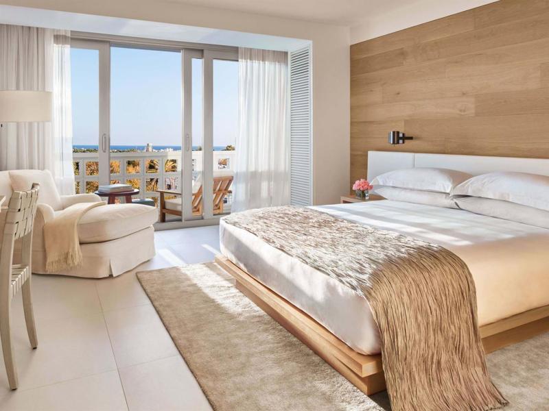 Castellum Suites