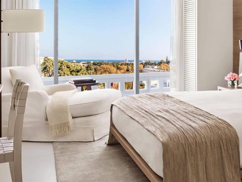 Castellum Suites